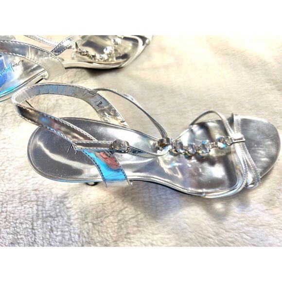 Jacqueline Ferrar Women's Rhinestone Heels Size 8 NWOT‎ - Picture 5 of 11